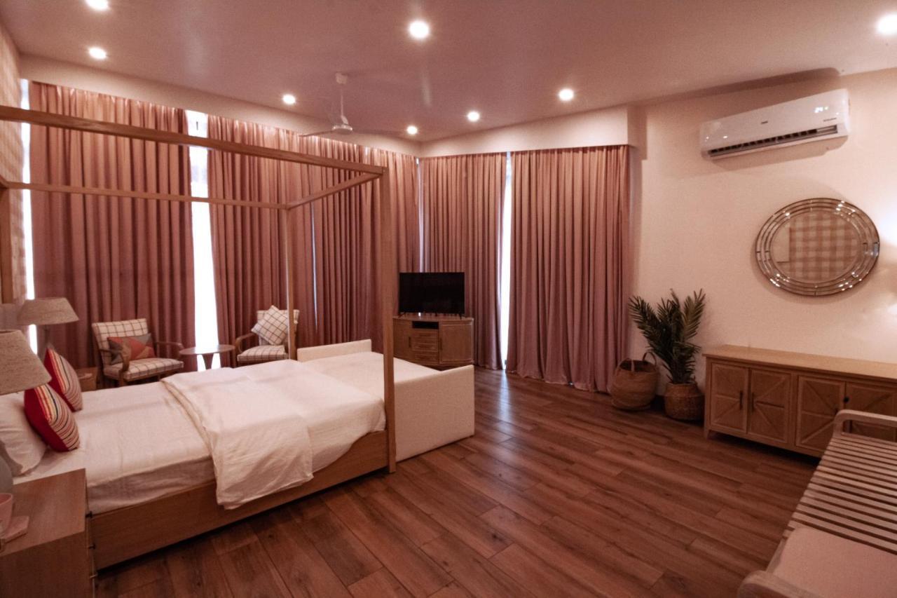 The Cloverleaf Super Luxury Villa Goa With Private Pool, North Goa カンドリム エクステリア 写真